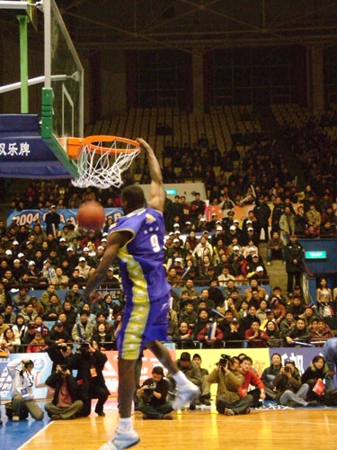 DO：塞梅尼奥合同中含6500万镑解约金条款，冬窗可以触发（塞梅尼奥合同含6500万英镑解约金，冬季转会窗可触发）