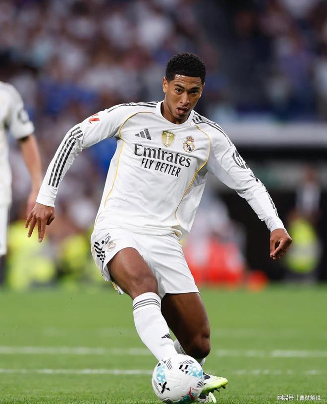 迪米特列夫斯基：瓦伦上赛季卡我出场数，少上一场少付30万（迪米特列夫斯基：瓦伦故意压缩我出场次数，少踢一场就能省30万）