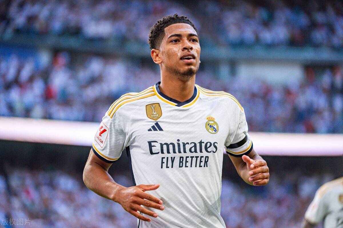 80后中超老将盘点！京门铁闸！“大器晚成”的国安门神侯森！（80后中超宿将巡礼：大器晚成的国安门神侯森，京门铁闸再现风采）