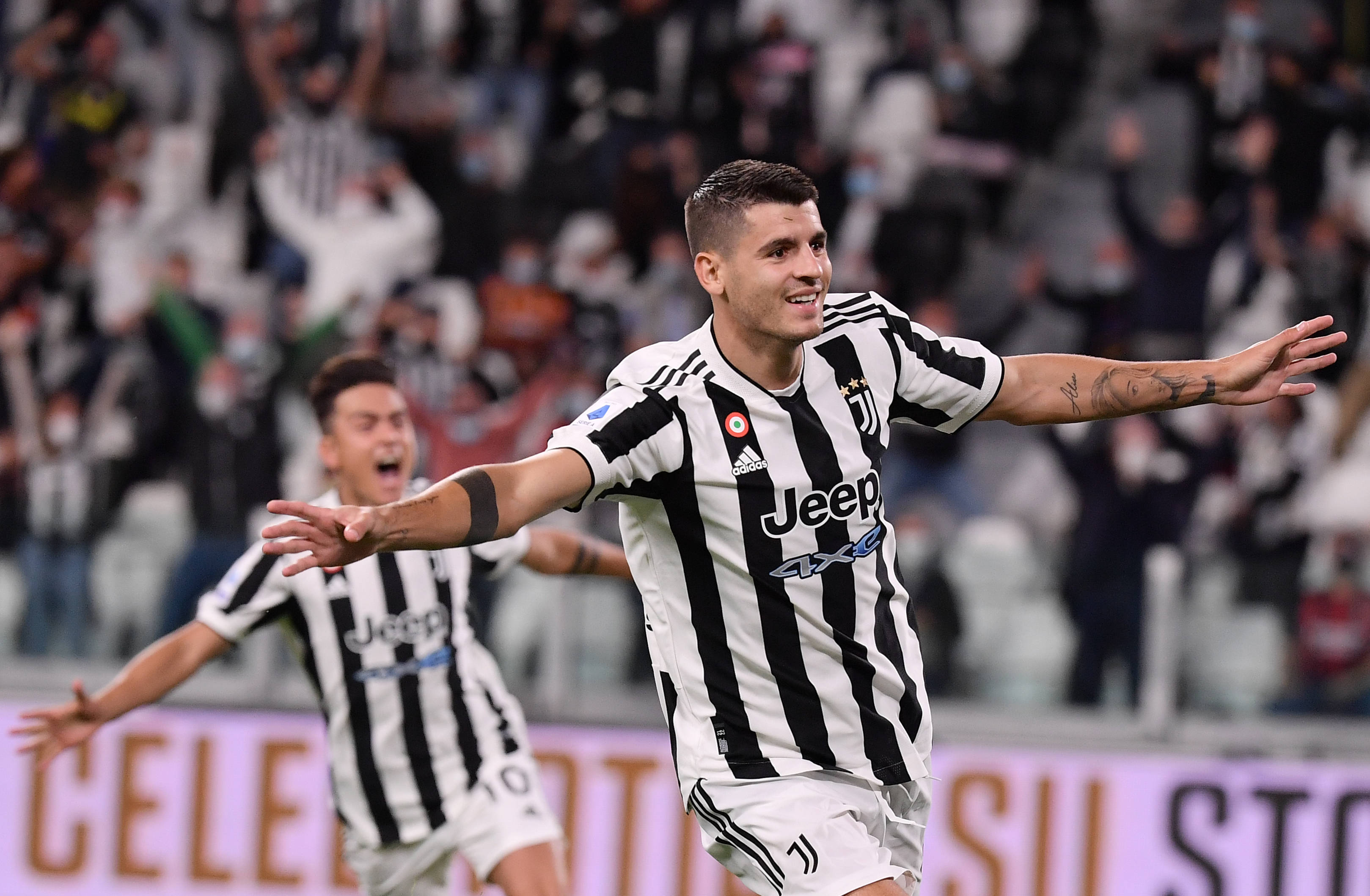 失去双腿的他，每一步都跑出了“不认命”的劲儿！（失去双腿后，他用每一步跑出不向命运低头的力量！）