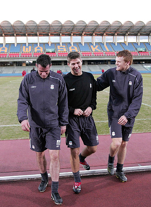 这队的兄弟情太动人了（这支队伍的兄弟情令人动容）