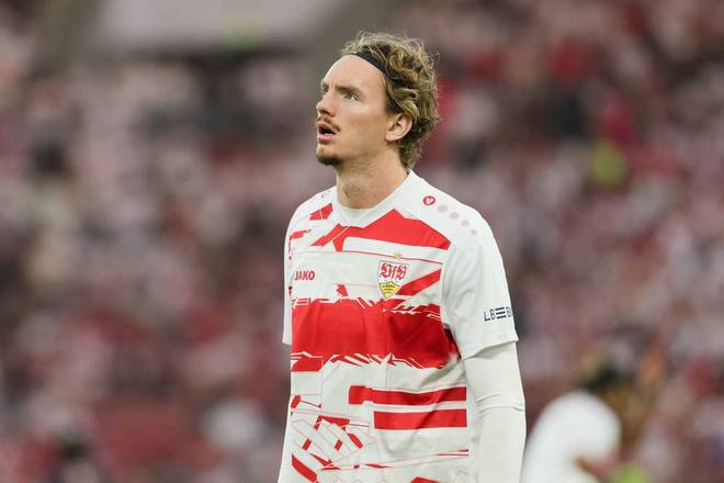 基米希：球队上半场表现不错，卡尔理应入选德国国家队（基米希称赞上半场发挥，力挺卡尔入选德国国家队）