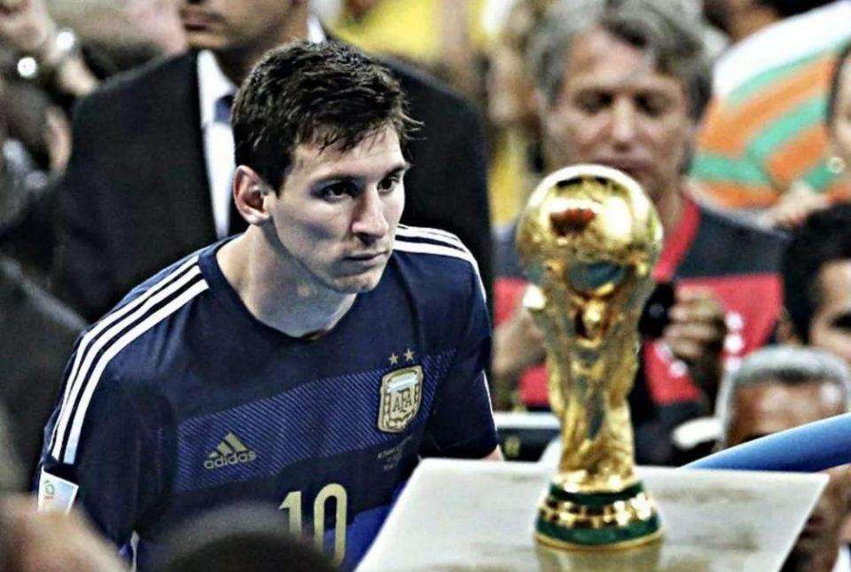 马卡：费兰曾与莫拉塔沟通穿西班牙7号球衣，后者表示支持（马卡：费兰就身披西班牙7号与莫拉塔沟通，得到其支持）