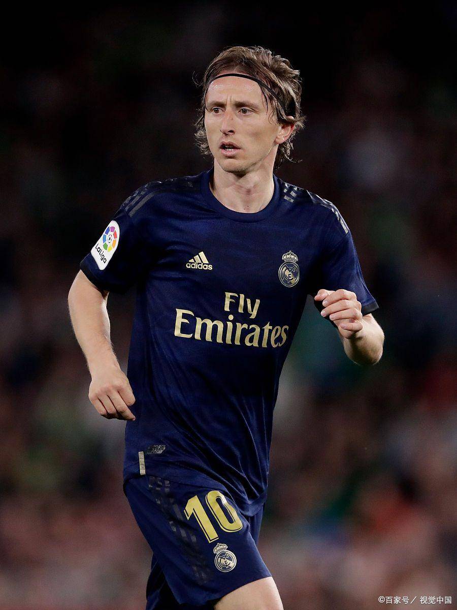 西蒙尼：巴埃纳在不同位置都能帮我们；我们有很大提升空间（西蒙尼：巴埃纳能在多位置发挥作用；我们仍有巨大提升空间）