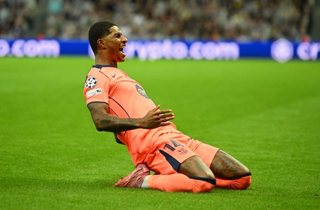 马刺队记：文班亚马＆卡斯尔后续与球队会合，但无法保证出战（马刺记者：文班亚马、卡斯尔稍后归队，能否出战未定）