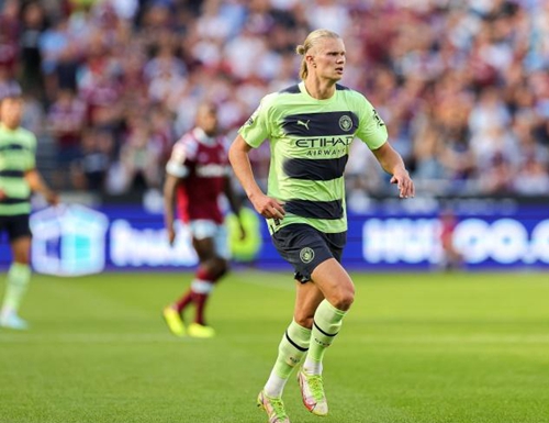 巴西足协官方：加布里埃尔右大腿肌肉损伤，退出本期集训（巴西足协通报：加布里埃尔右大腿肌肉受伤，已从本期集训名单中撤出）